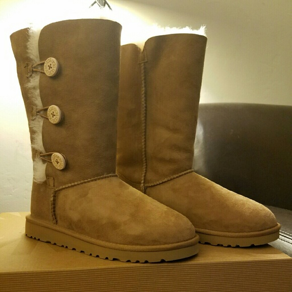 UGG Bailey Button Triplet Boot