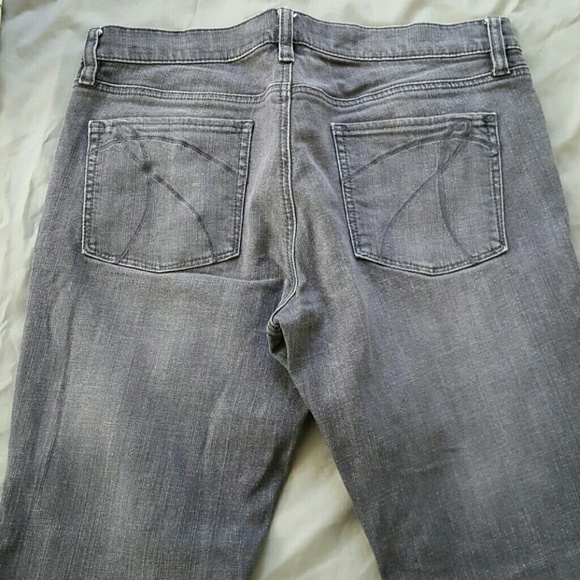 Jean's NEW York &Company - Picture 2 of 3