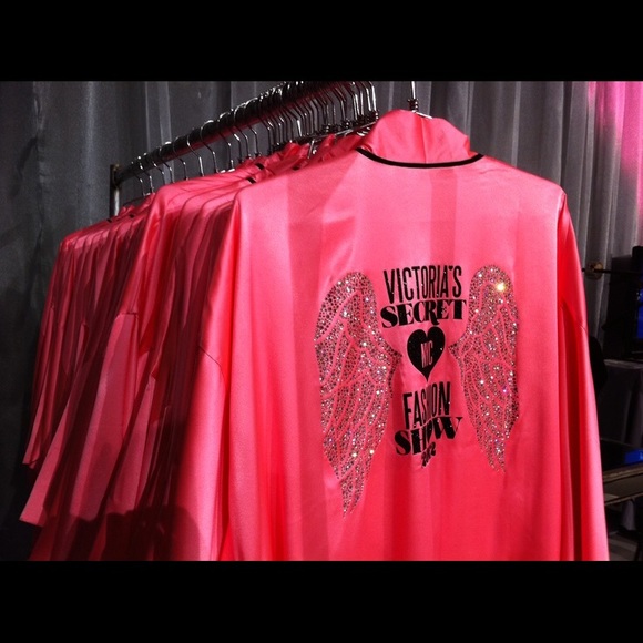 ISO Victoria's Secret Fashion Show Robes
