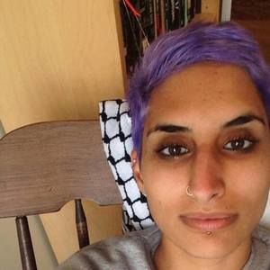 Meet your Posher, Parisa