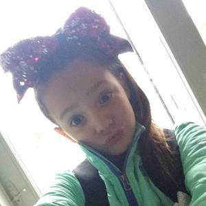 Meet your Posher, Brooke