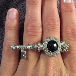 Beautiful silver with black CZ diamond!