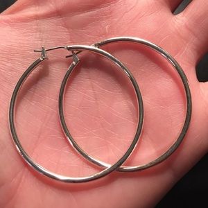 Silver 1+inch hoop earrings