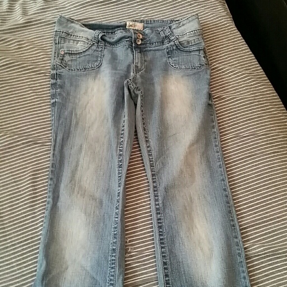 Boot cut jeans