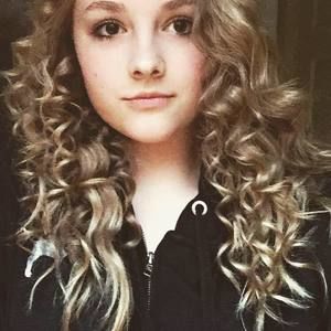 Meet your Posher, Katelyn