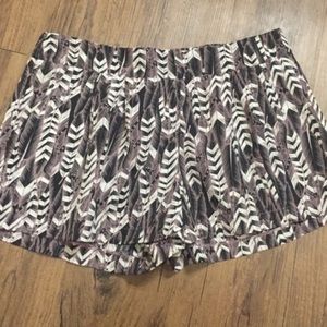 RESERVED for @laurajoxo shorts & turtles leggings.