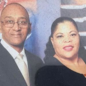 Meet your Posher, Cassandra