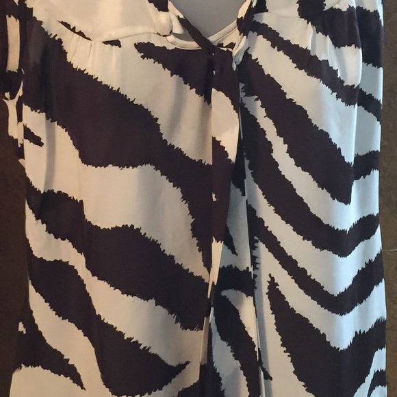 $$ Michael Kors Blouse - Picture 2 of 4