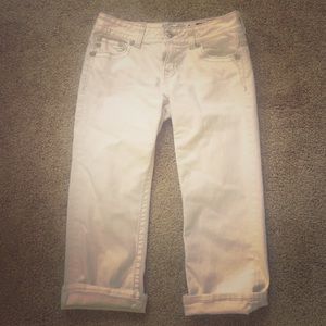 Cropped white jeans