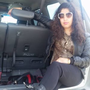 Meet your Posher, Eva