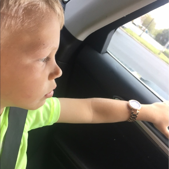 Meet your Posher, Shy β€οΈ - Picture 3 of 8