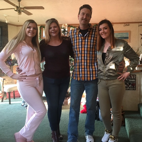 Meet your Posher, Shy β€οΈ - Picture 4 of 8