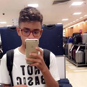 Meet your Posher, Joshua