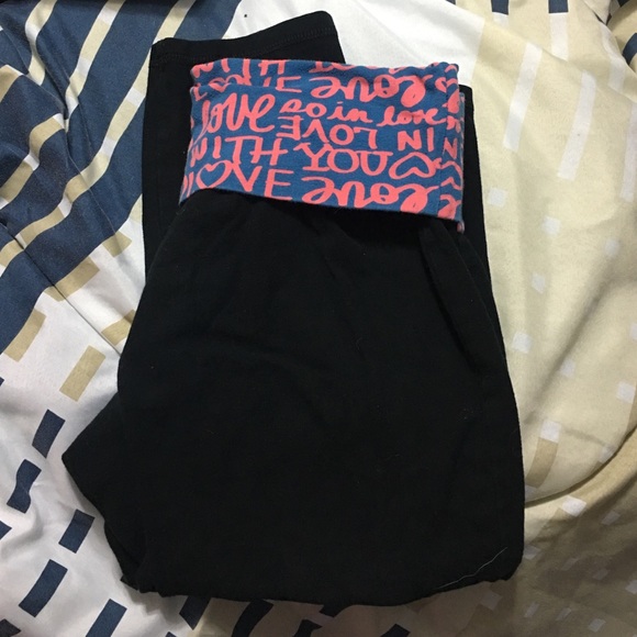 Black Yoga Capris