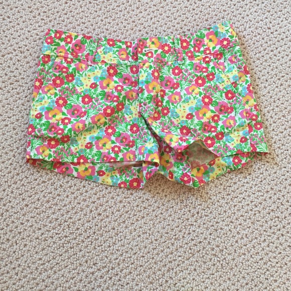 Lily Pulitzer floral shorts!