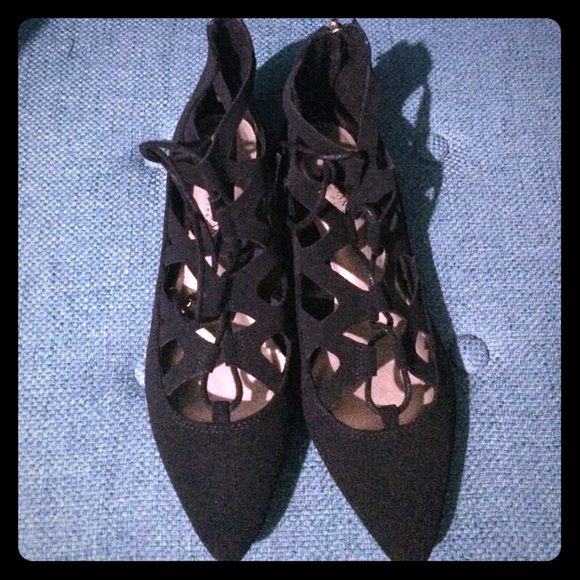 Brand new with tags pointy Lace up flats.