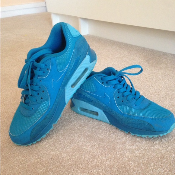 Blue Nike Air Max Size 8