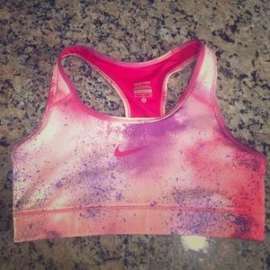 Nike pro sports bra