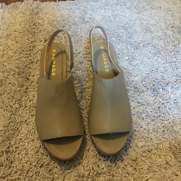Nwot rampage wedges