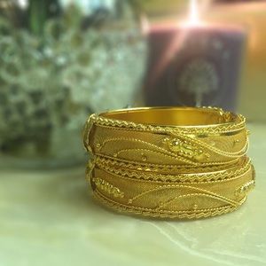💎ADORABLE YELLOW GOLD INDIAN VTG INSPIRED BANGLES