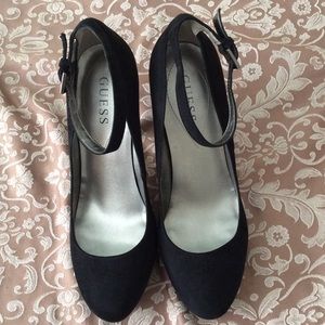 Guess dress shoes