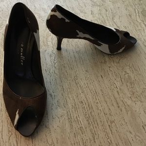 Bettye Muller pony hair, open toe pumps, size 40.
