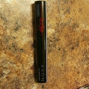Avon extra lasting concealer