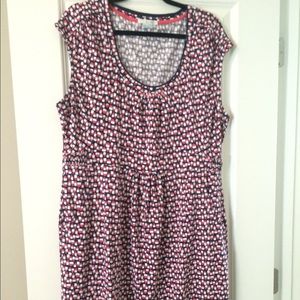 NWOT Boden Casual Weekend Dress
