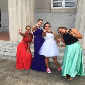 Meet your Posher, Gabrielle