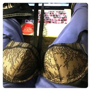 VS Lingerie push-up bra!