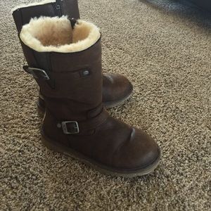 UGG Youth/or small ladies Leather Boots