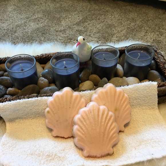 All Natural Lavender  Shea Butter Soap 3 Pack - Picture 4 of 4