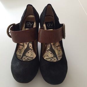 💥JUST REDUCED💥Dolce Vita Platform Heels