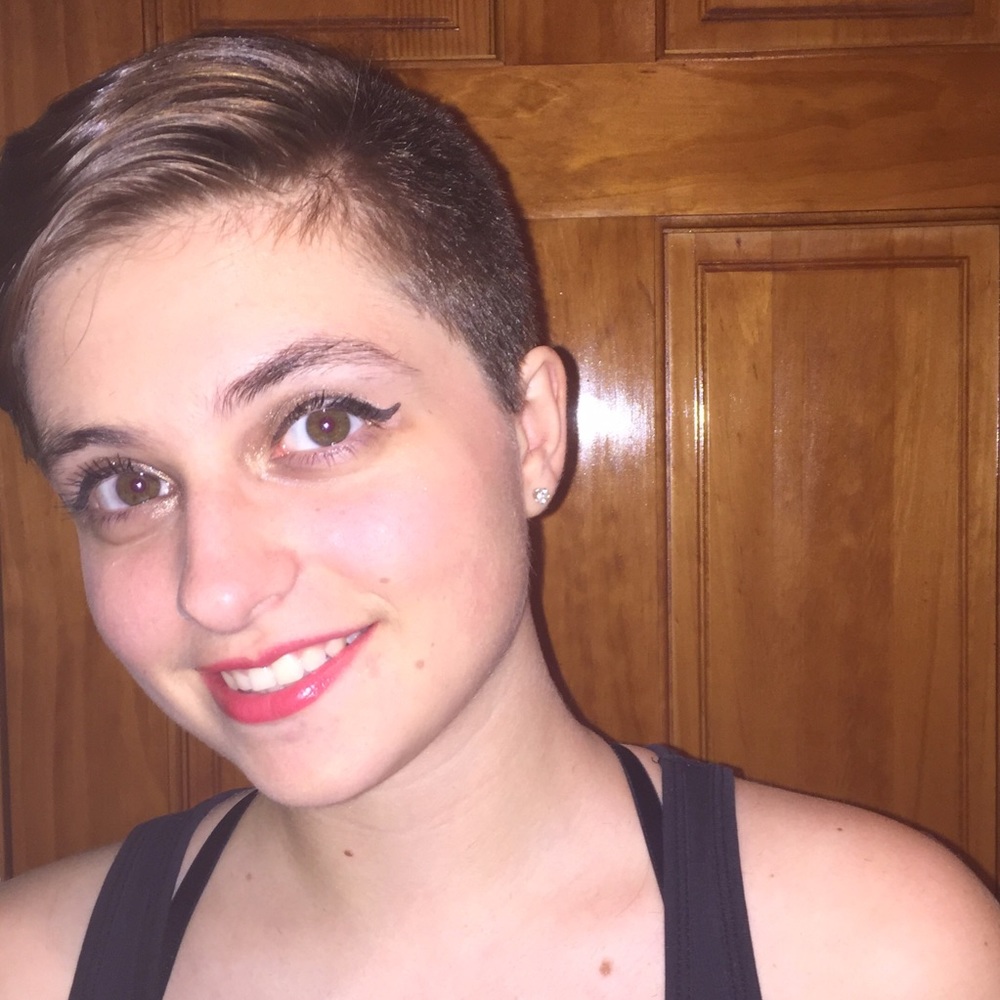 Meet your Posher, Stacy