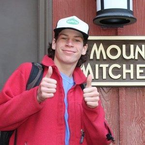 Meet your Posher, Mitchell