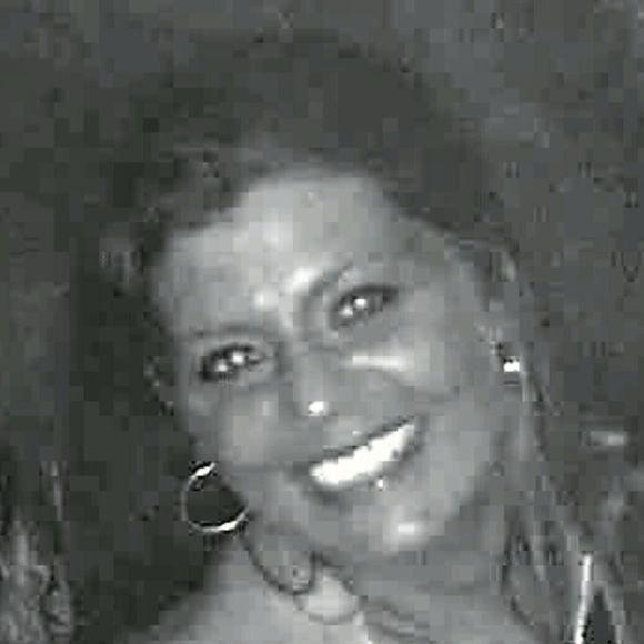 Meet your Posher, Kimberly - Picture 2 of 4