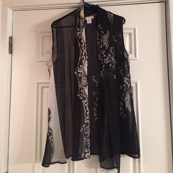 Black and white patterned sheer vest