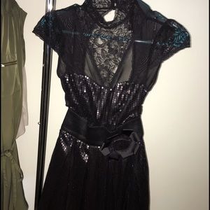 PRICE DROPPED---Classy black BEBE dress!