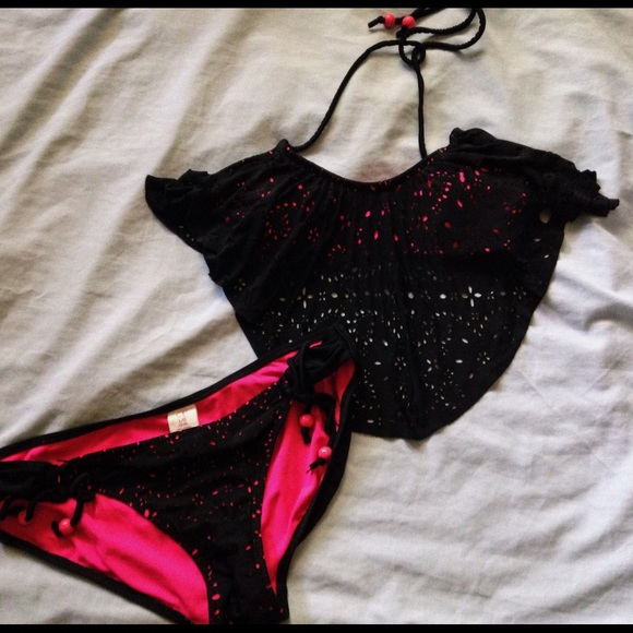 👙PINK & BLACK (medium/large) two-piece swimsuit👙