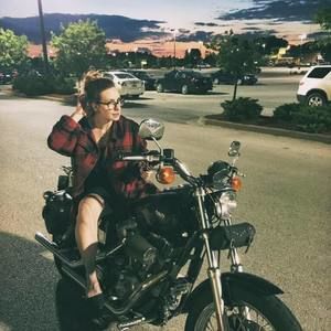 Meet your Posher, Mika