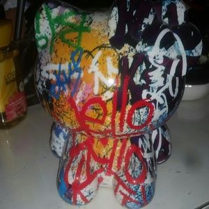 Hello Kitty Graffiti Brush Holder