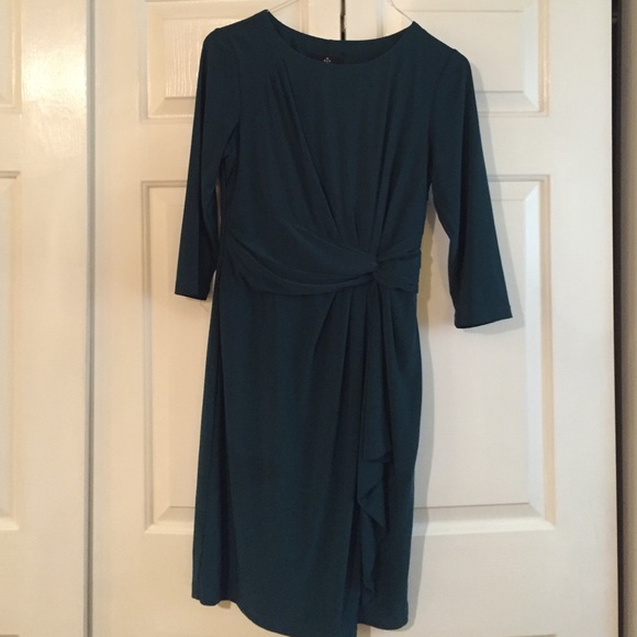 Ronni Nicole Blue/Green Dress