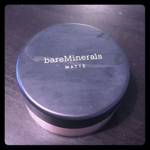 bareMinerals Matte Foundation medium beige w20