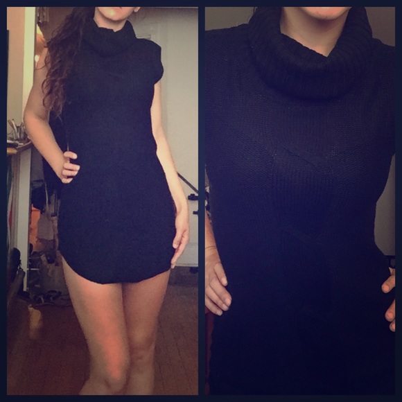 Black Sleeveless Sweater Dress