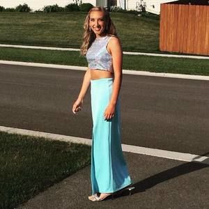 Meet your Posher, Denise