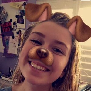 Meet your Posher, Jillian