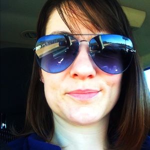 Meet your Posher, Cherie