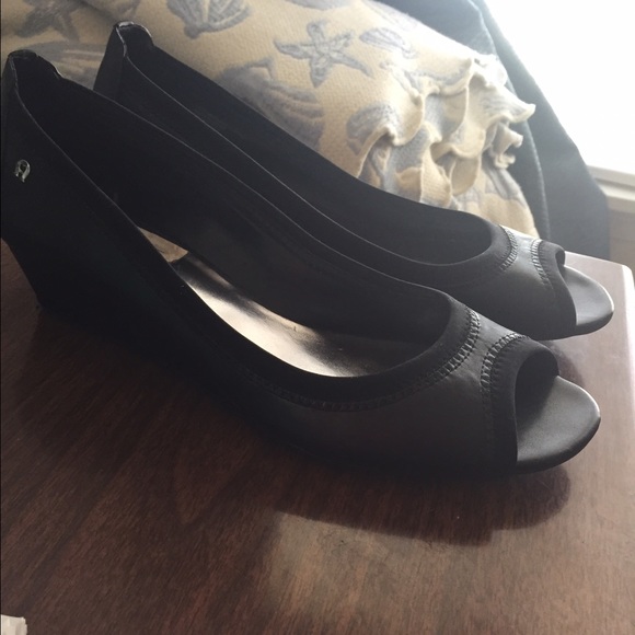 Etienne aigner open toe women wedge pump