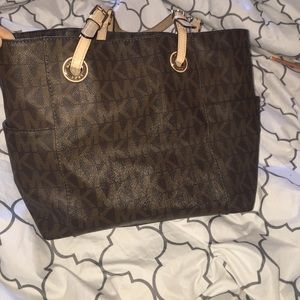 Michael Kors Jet Setter tote in Brown