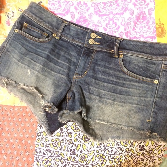 Sz 12 Dark Wash AE shorts